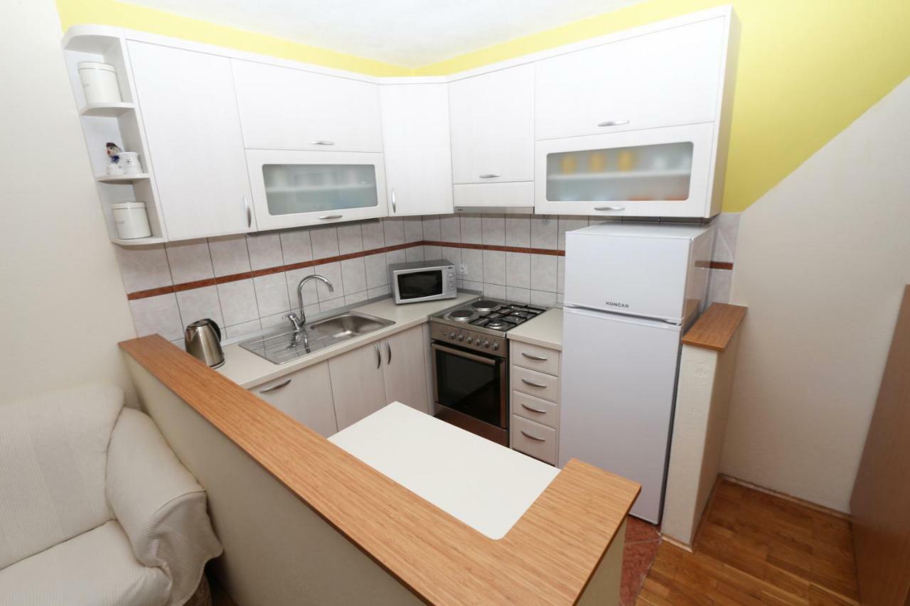 Studio Kotiska Makarska Bagian luar foto