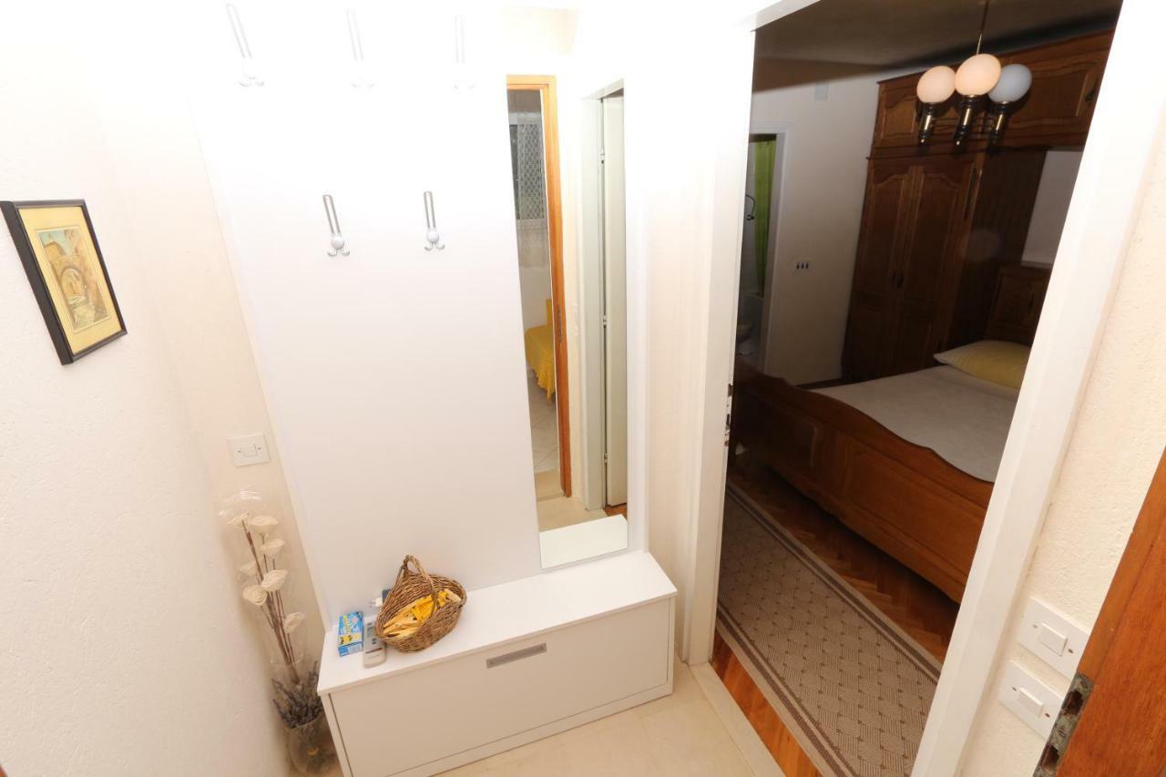 Studio Kotiska Makarska Bagian luar foto