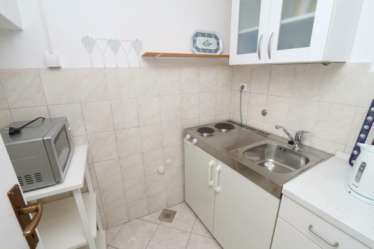 Studio Kotiska Makarska Bagian luar foto