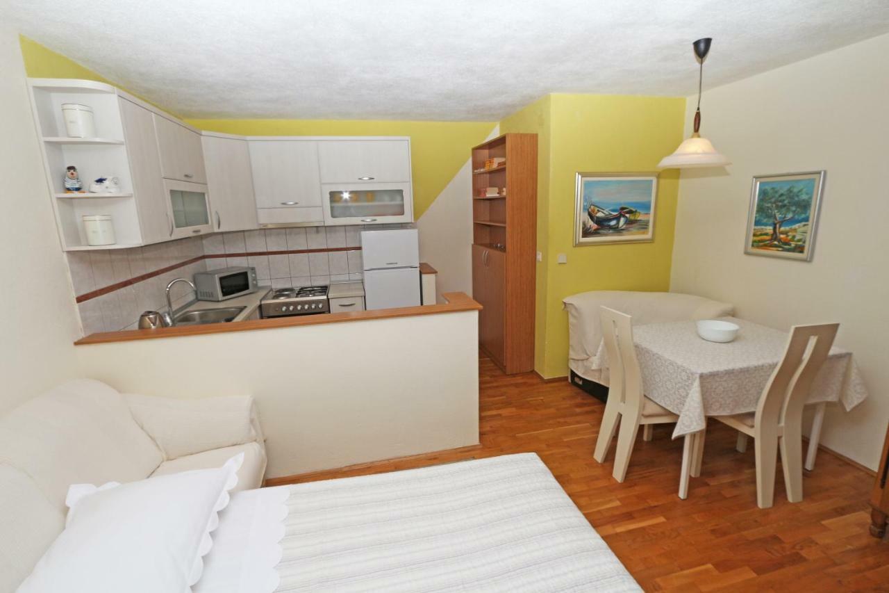 Studio Kotiska Makarska Bagian luar foto