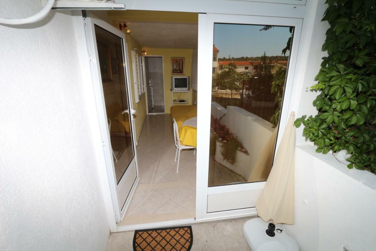 Studio Kotiska Makarska Bagian luar foto